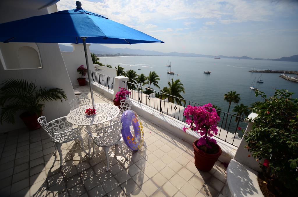 Dolphin Cove Inn Manzanillo Buitenkant foto