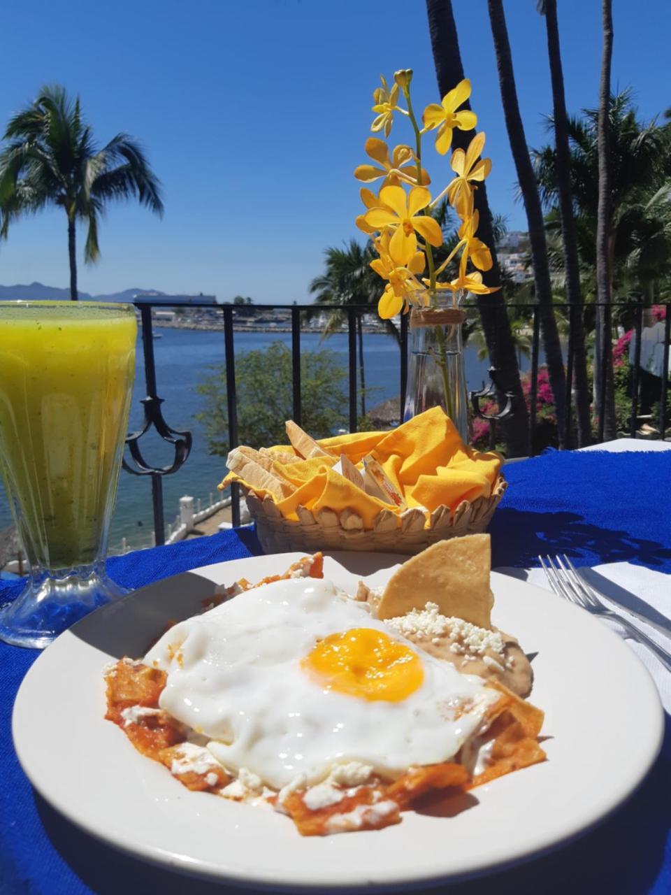 Dolphin Cove Inn Manzanillo Buitenkant foto